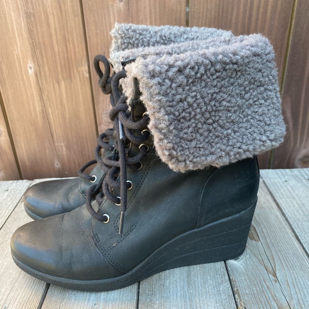 Ugg Zea Black Waterproof Wedge Leather Boots shearling